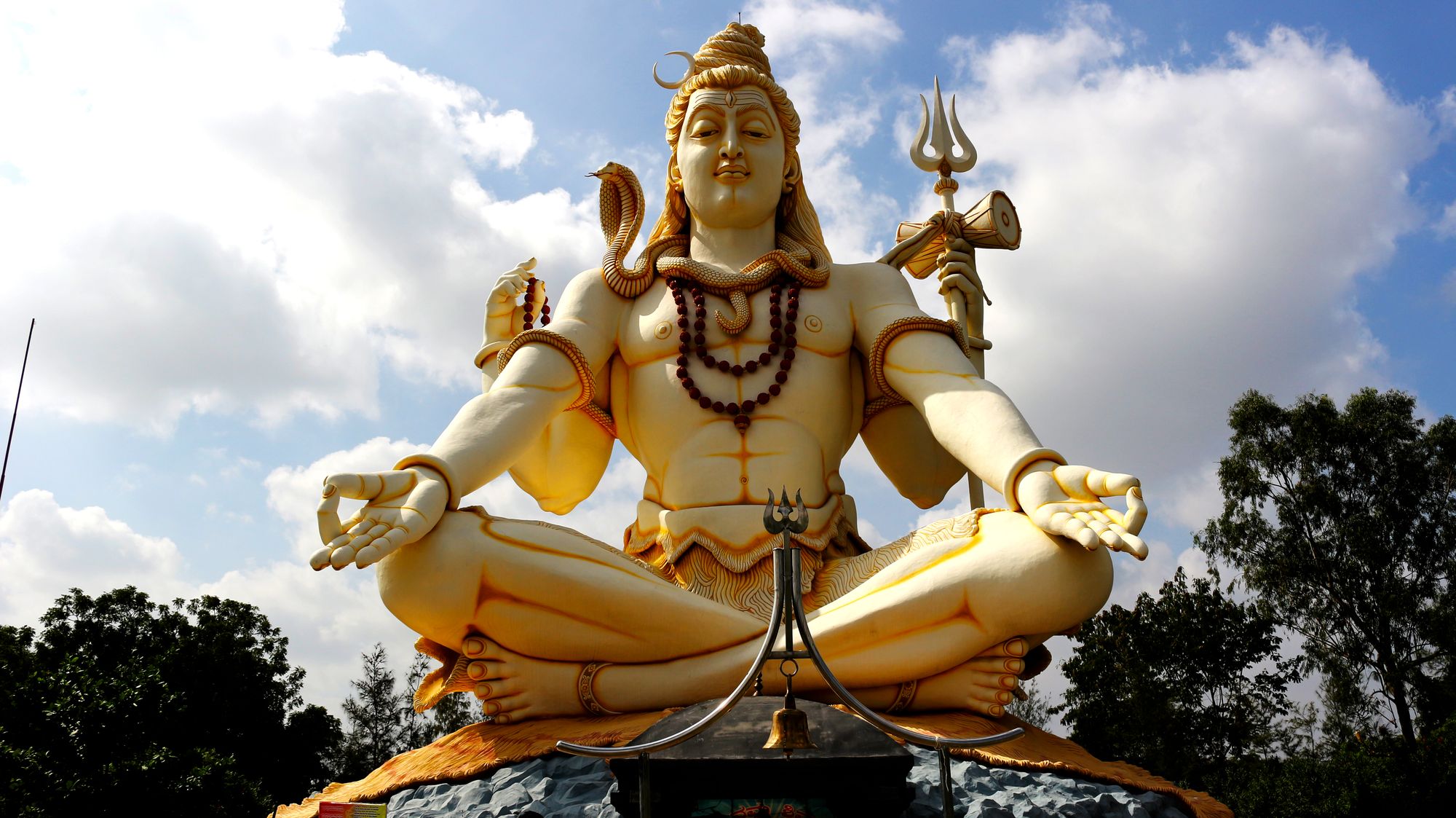Lord Shiva meditation images: Benefits of Om Namah Shivaya meditation