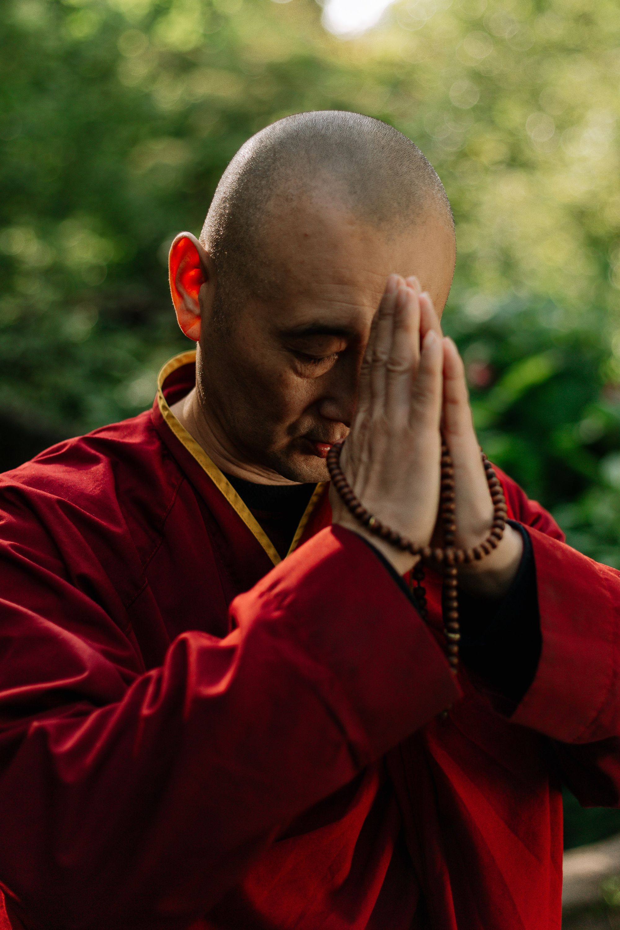 Buddhist mantra Om mani padme hum mp3 free download: Meaning and significance of chanting 108 times