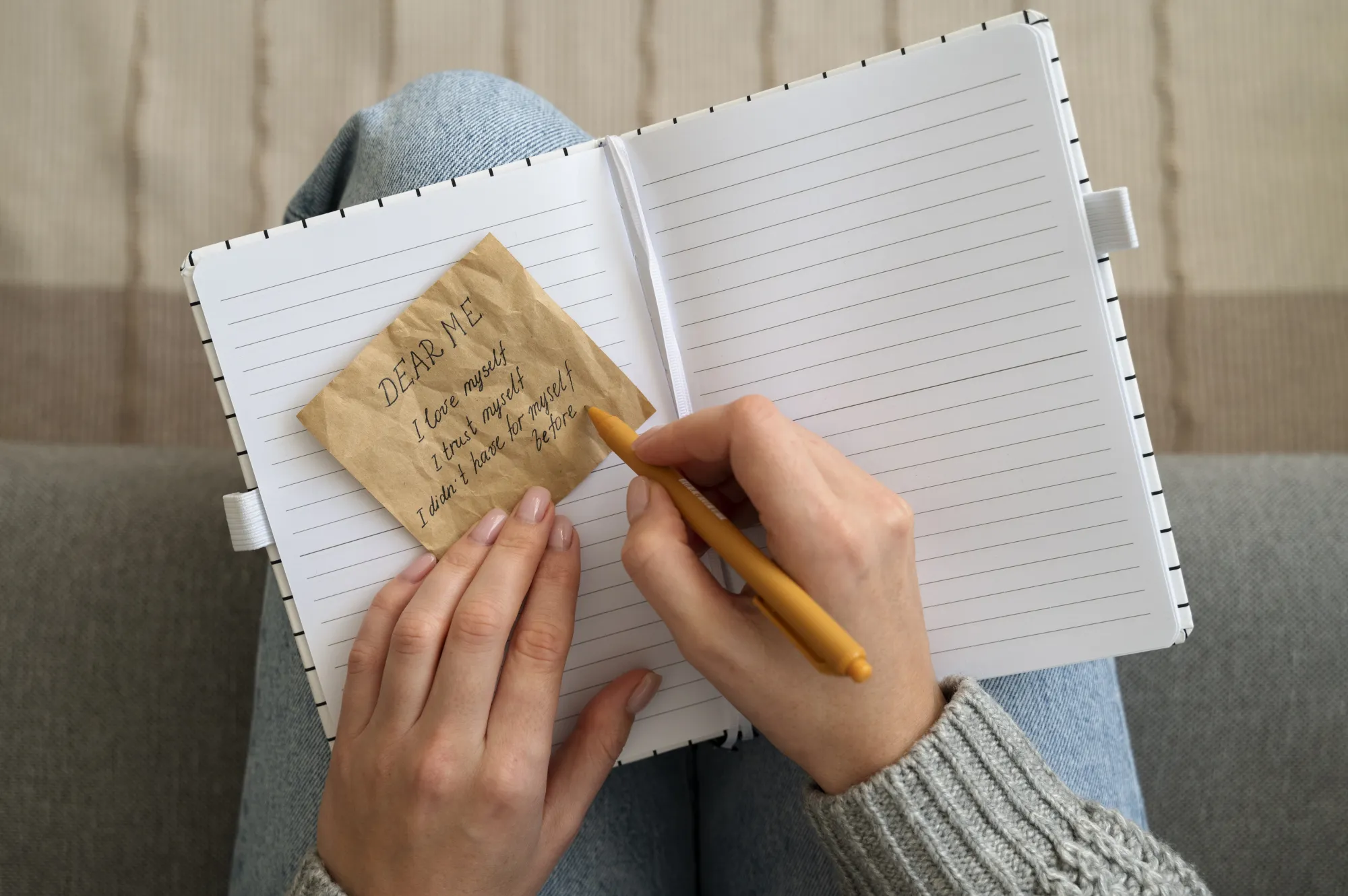 Uses of diary for anxiety treatment and dealing with any thoughts