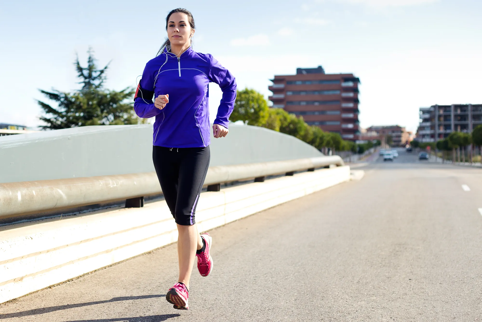 A woman doing morning run to stop sleep anxiety, overthinking at night
