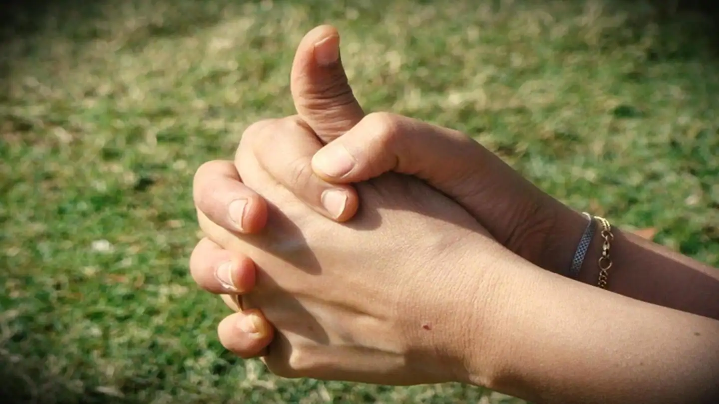 Hand positions for root chakra