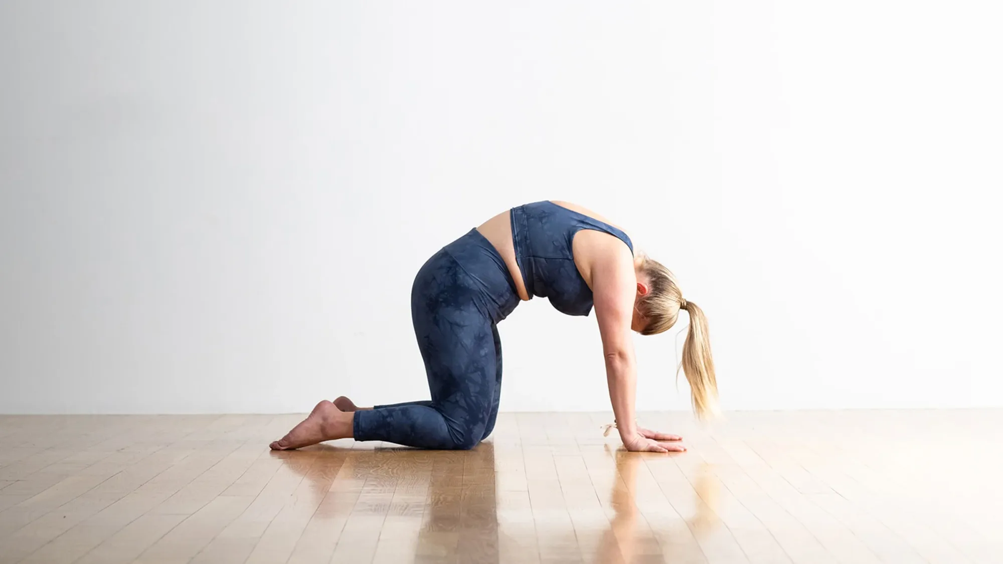 Cat cow pose: Effective yoga asanas for back pain